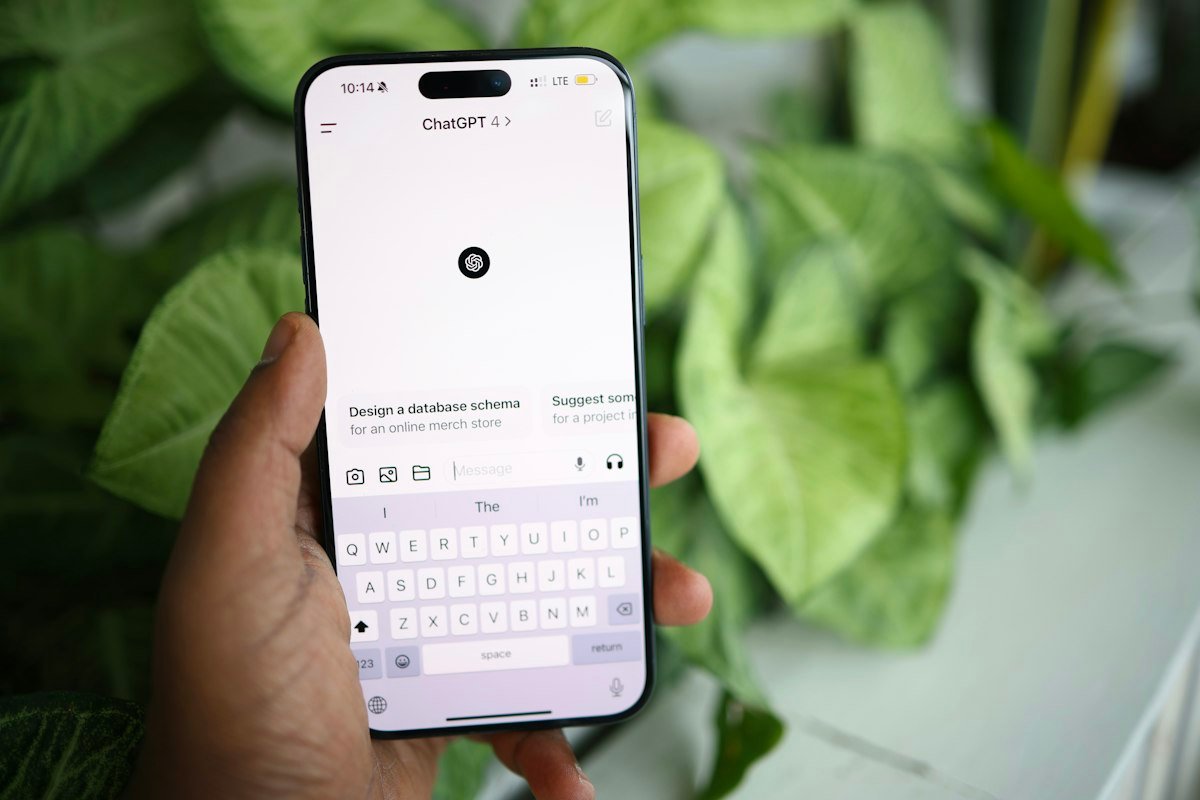 Smartphone showing an AI assistant answering a search question